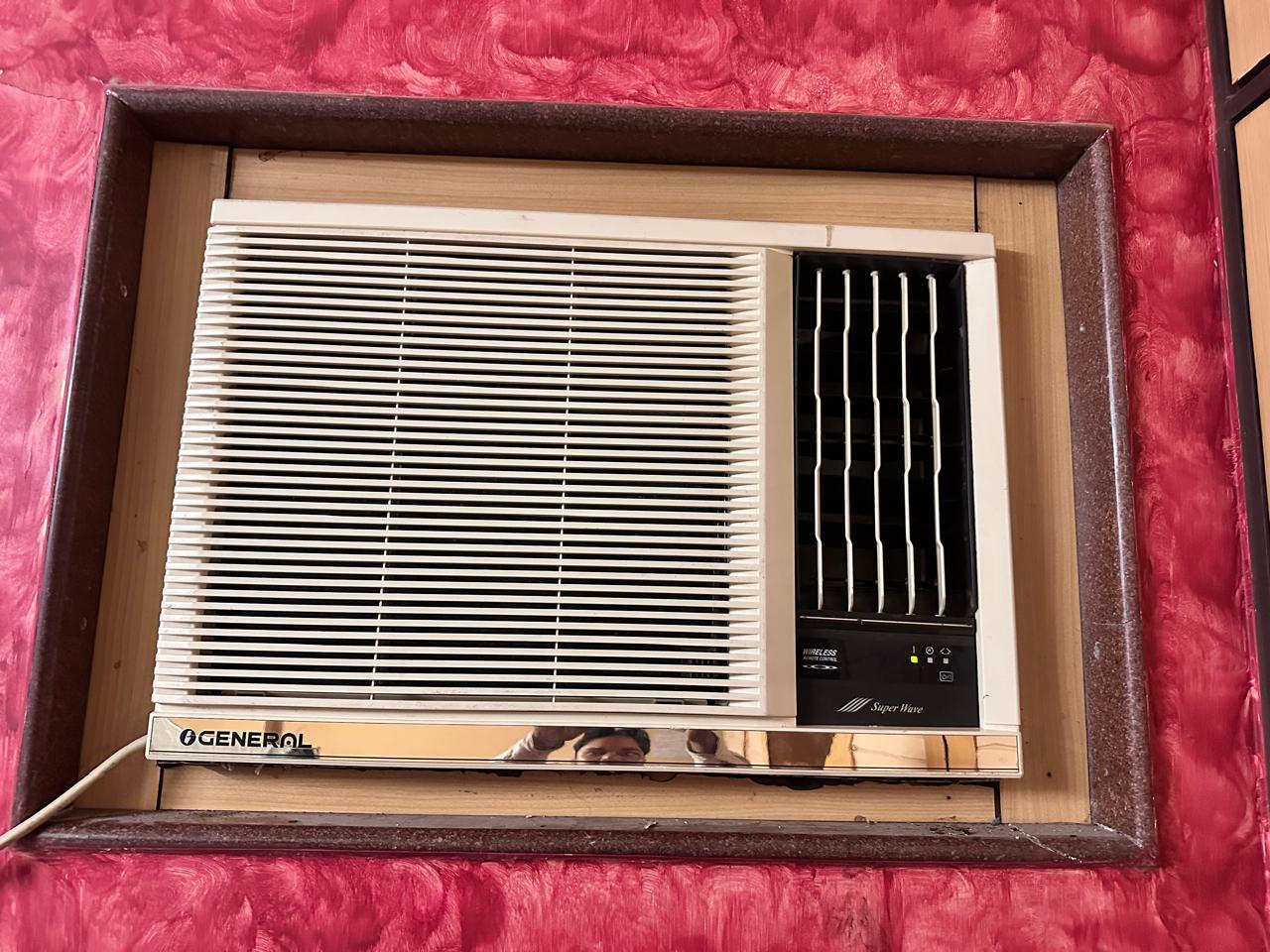 Window AC